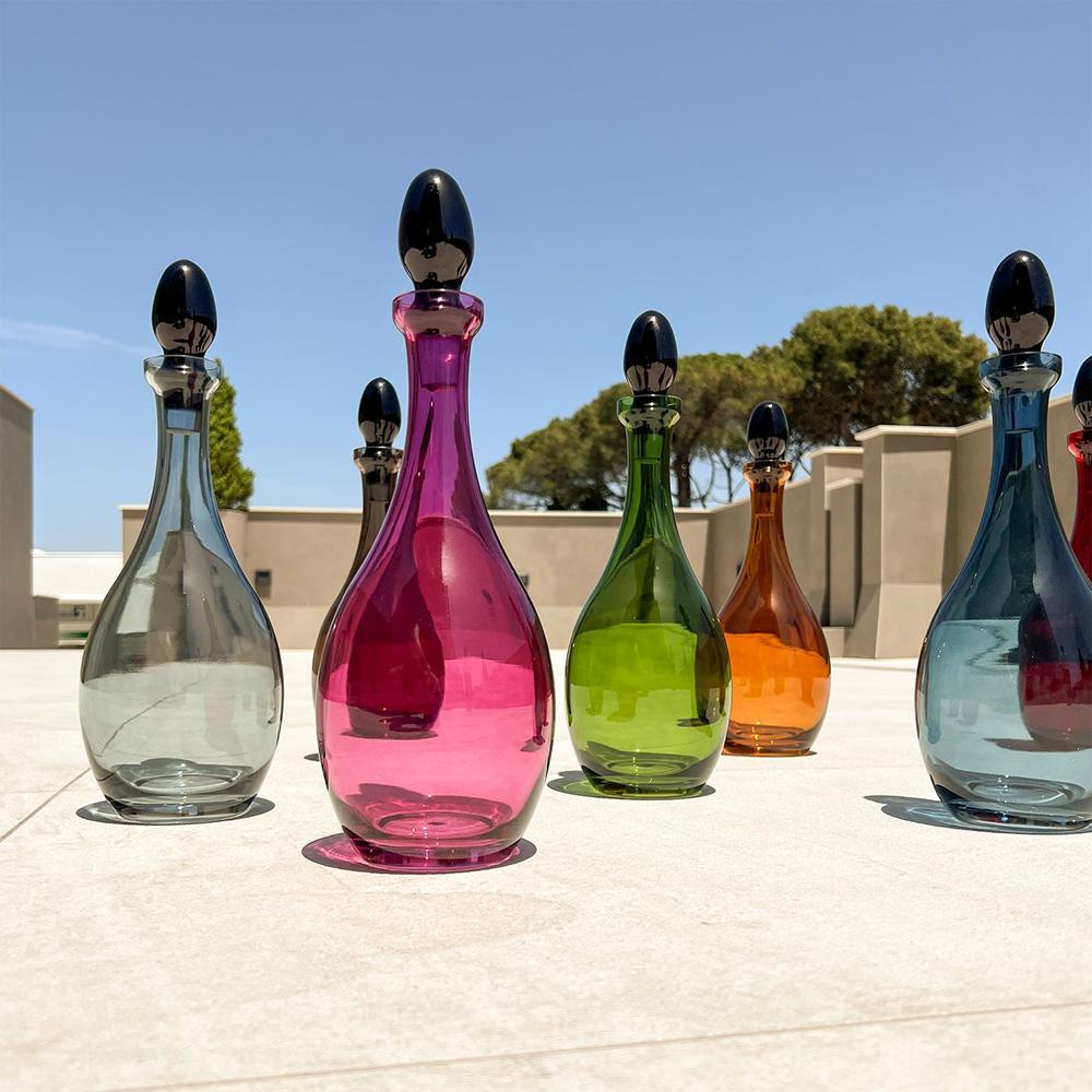 Bottiglia caraffa da arredo in vetro colorato ambra BACI MILANO VESTI LA TAVOLA
